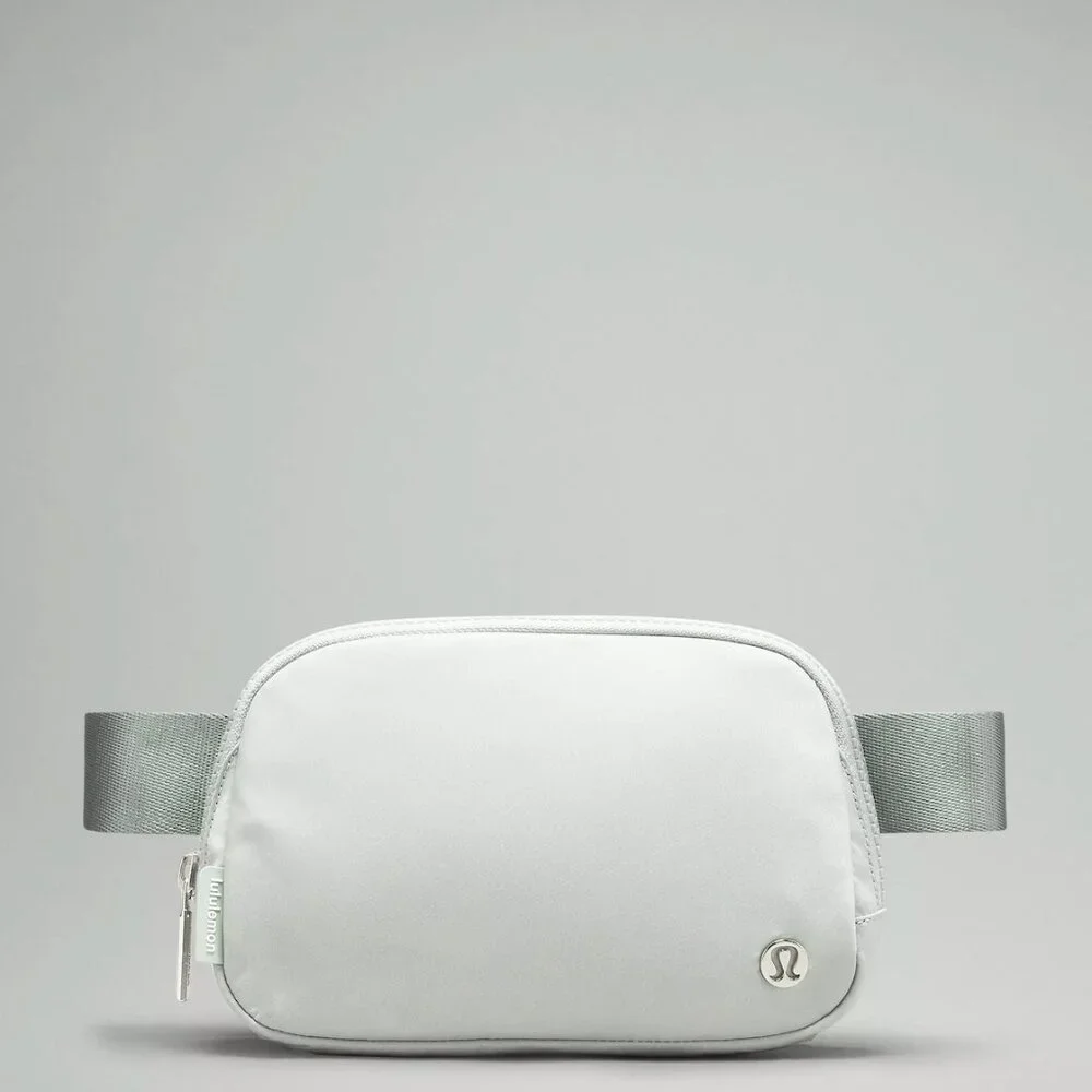Sold Out Jade Grey Everywhere Belt Bag 1L- lululemon NWT - Picture 5 of 6